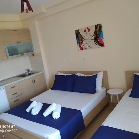 Summer Life Apartments Sarandë Buitenkant foto