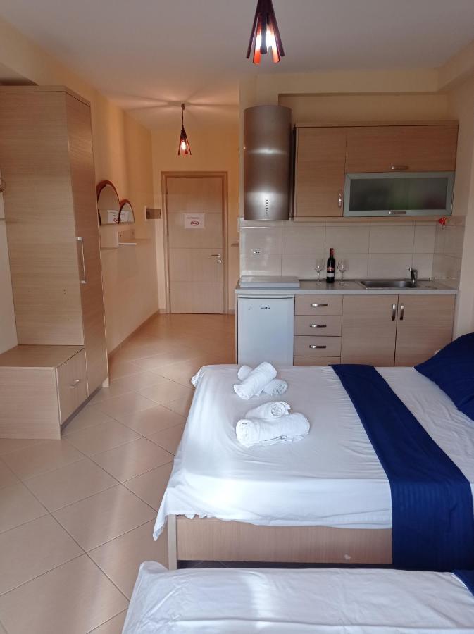 Summer Life Apartments Sarandë Buitenkant foto