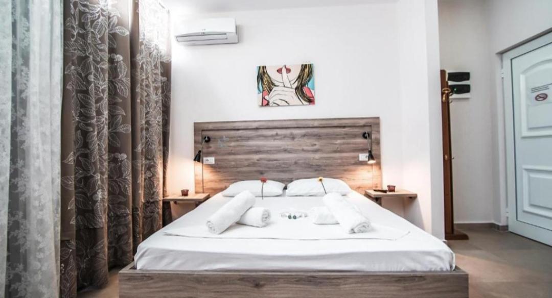Summer Life Apartments Sarandë Buitenkant foto