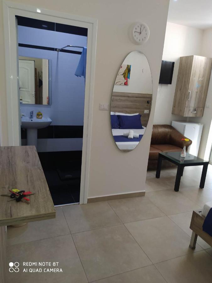 Summer Life Apartments Sarandë Buitenkant foto