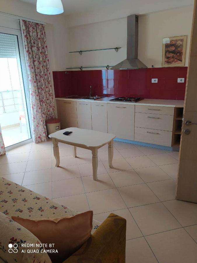 Summer Life Apartments Sarandë Buitenkant foto